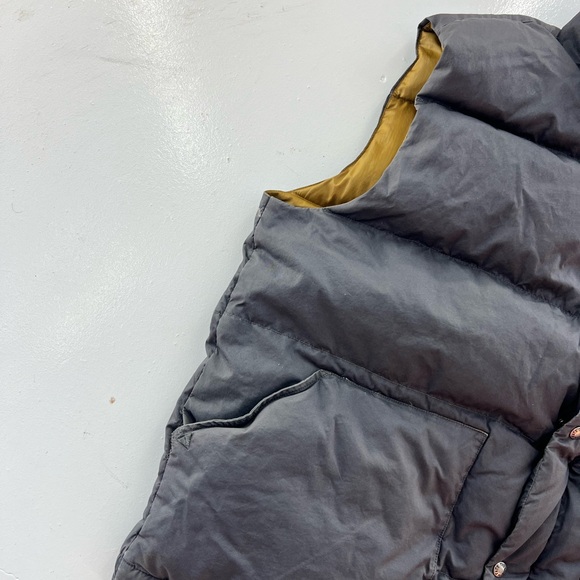 Vintage North Face Vest - Picture 4 of 8